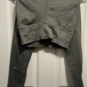 Women’s Green leggings